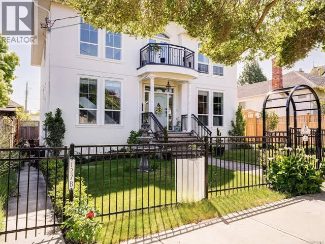 127 Wellington Ave, Victoria, British Columbia V8V4H8