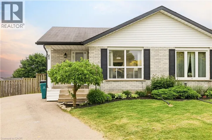 45 CATALINA Court, Kitchener, Ontario N2M5L9