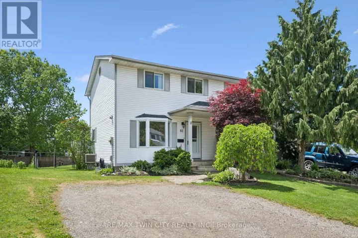 82 CATHERINE STREET, Wilmot, Ontario N3A1Z8