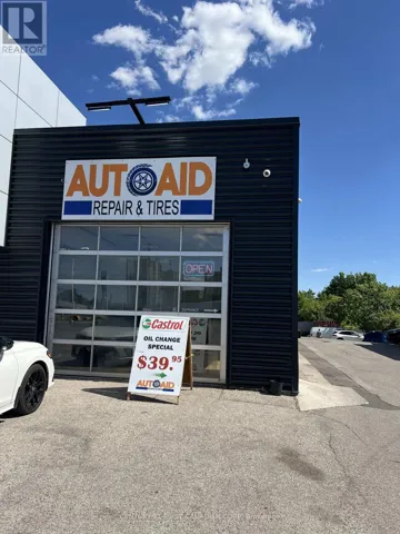 600 OXFORD STREET W, London North (North P), Ontario N6H1T9