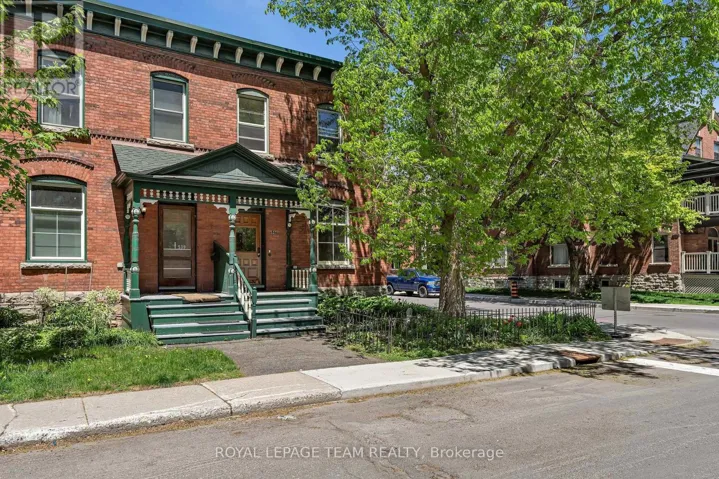 537 GILMOUR STREET, Ottawa, Ontario K1R5L5