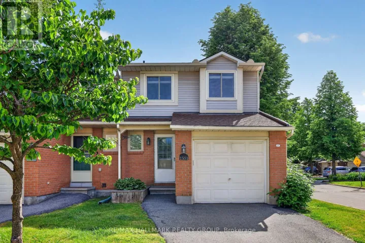 1551 HOSKINS CRESCENT, Ottawa, Ontario K1C2G3