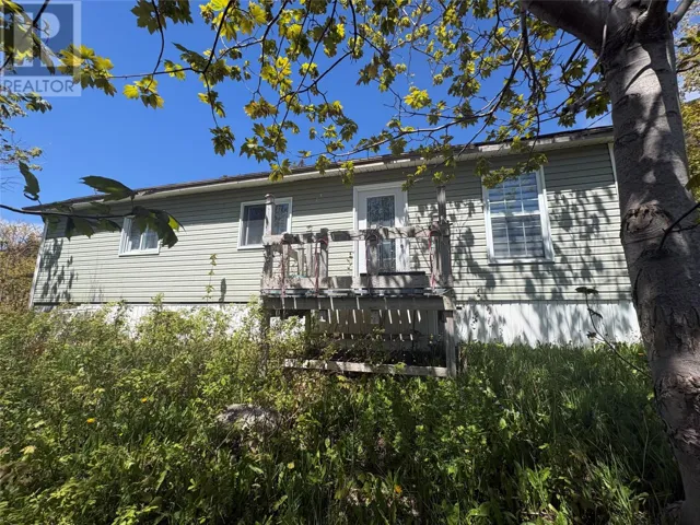 7 Town Hall Road, Lark Harbour, Newfoundland & Labrador A0L1H0