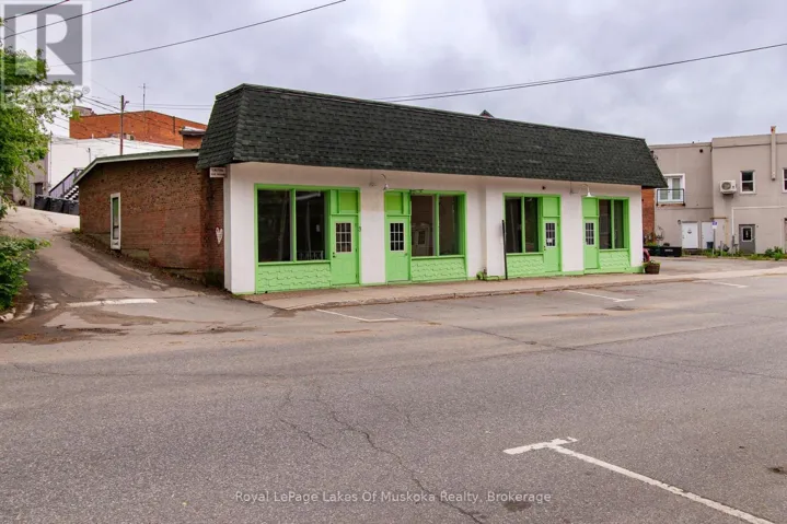 9 ONTARIO STREET, Bracebridge, Ontario P1L2A7