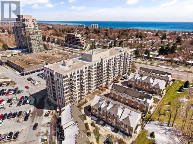 PH4 - 3650 KINGSTON ROAD, Toronto (Scarborough Village), Ontario M1M3X9
