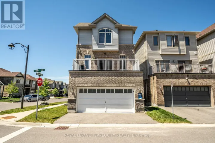 1 DEVINERIDGE AVENUE, Ajax (Central East), Ontario L1Z0T3