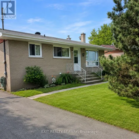 320 BALMORAL AVENUE, Cornwall, Ontario K6H3G7