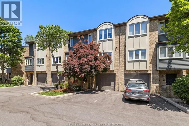 3943 RIVERSIDE DRIVE East Unit# 17, Windsor, Ontario N8Y1B1