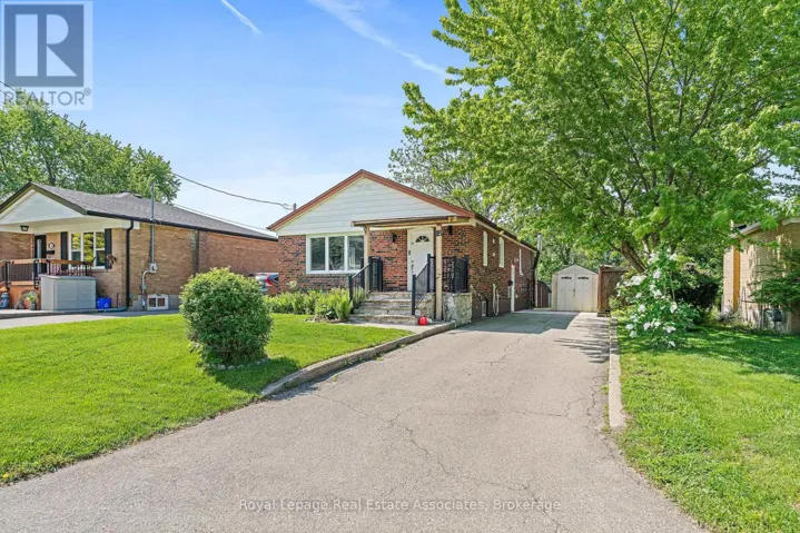 18 SHELLEY STREET, Halton Hills (Georgetown), Ontario L7G3W9