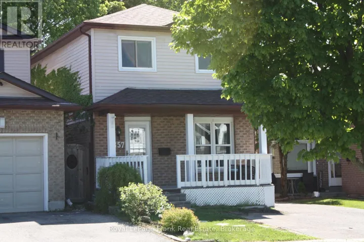 857 ATTERSLEY DRIVE, Oshawa (Pinecrest), Ontario L1K1T9