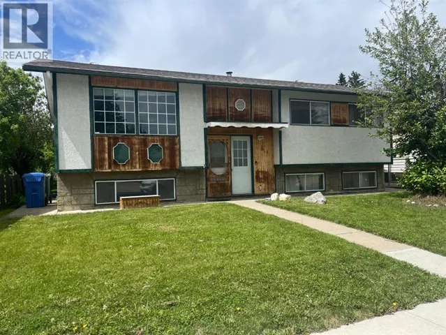 5116 47 Street, Rocky Mountain House, Alberta T4T1M4