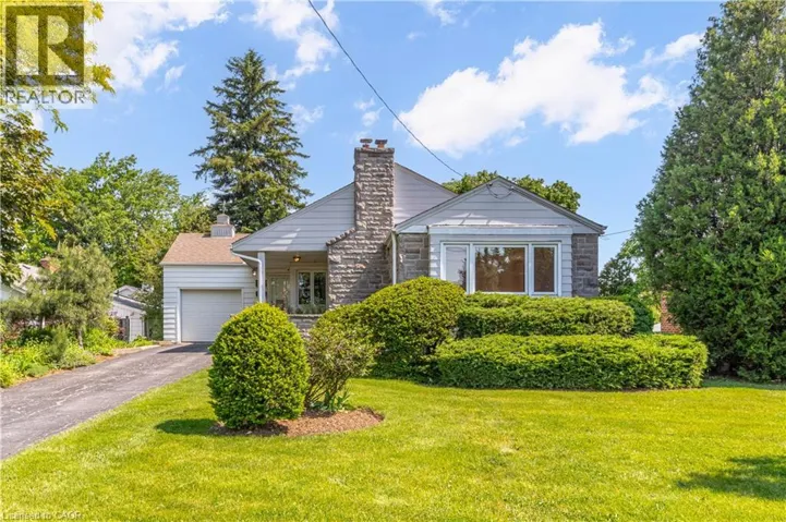 99 SUNNING HILL Avenue, Hamilton, Ontario L8T1C1