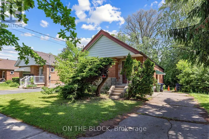 729 PHARMACY AVENUE, Toronto (Clairlea-Birchmount), Ontario M1L3J4