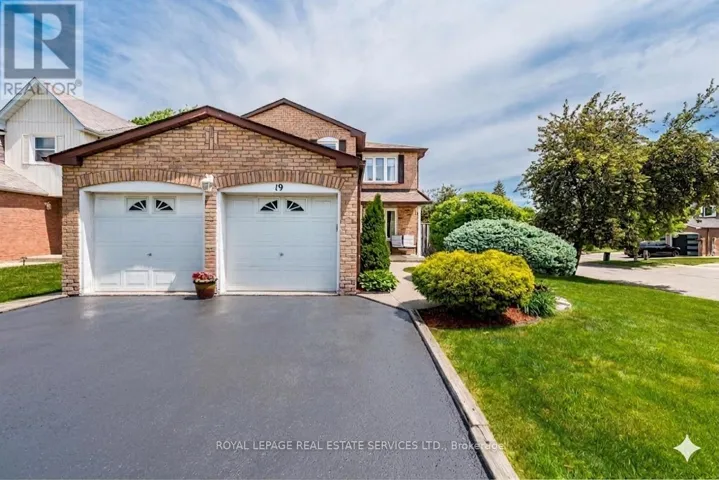 19 NEWGREEN CRESCENT, Brampton (Westgate), Ontario L6S4Y2