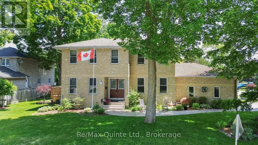 1 SIMMONS COURT, Quinte West (Trenton Ward), Ontario K8V6M9