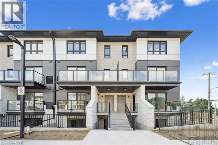 410 NORTHFIELD Drive W Unit# D13, Waterloo, Ontario N2L0A6
