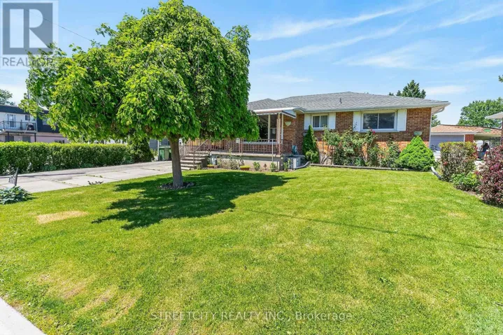 174 MYRTLE STREET, St. Thomas, Ontario N5R2G9