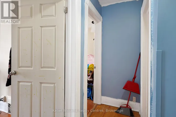 780