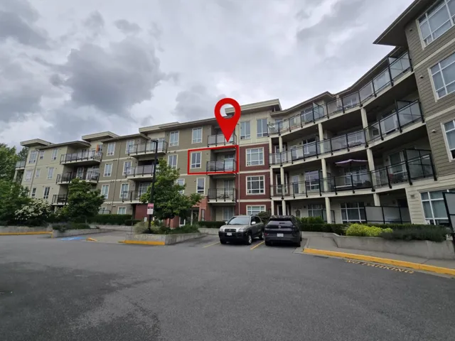 D301 20211 66 AVENUE, Langley, British Columbia V2Y0L4