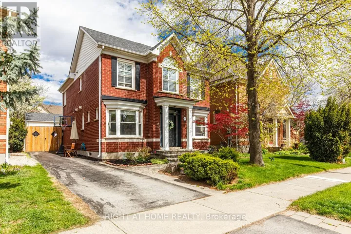 241 LEXINGTON ROAD, Oakville (RO River Oaks), Ontario L6H6L5