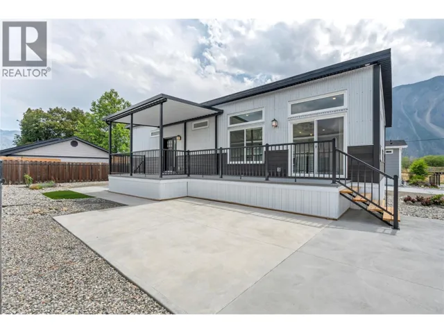 1118 Middle Bench Road Unit# 10, Keremeos, British Columbia V0X1N2