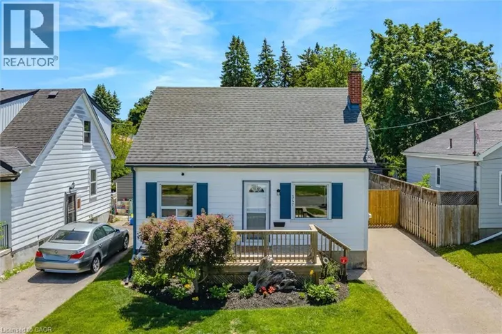 347 BLUCHER Boulevard, Kitchener, Ontario N2H5W1