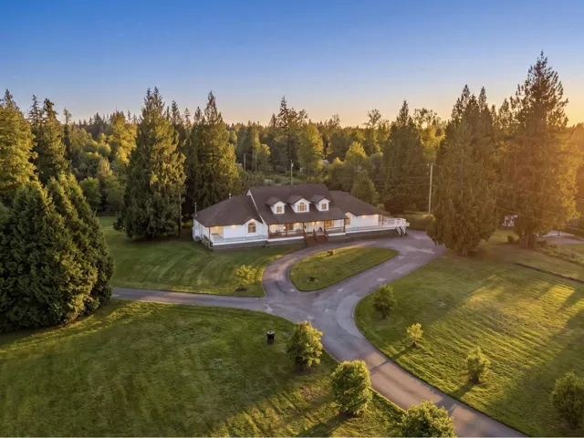 21980 100 AVENUE, Langley, British Columbia V1M3V1