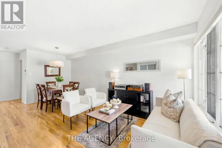 3 WATERTON CRESCENT, Richmond Hill (Langstaff), Ontario L4B4L7