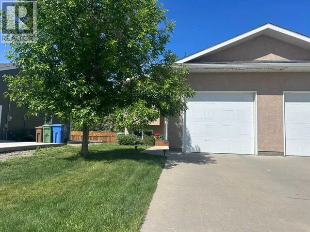 5026 41 Street, Taber, Alberta T1G0C4
