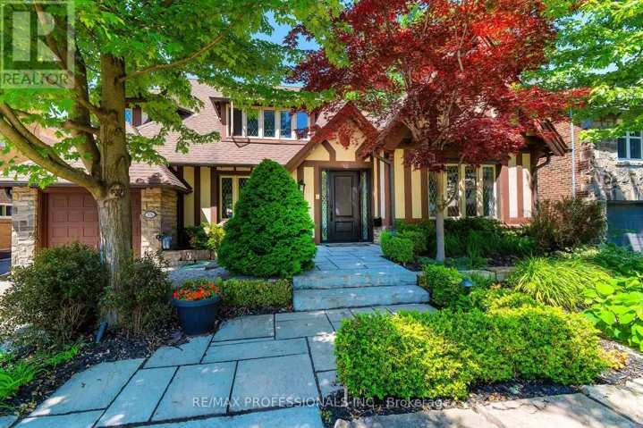 376 PRINCE EDWARD DRIVE N, Toronto (Kingsway South), Ontario M8X2L7