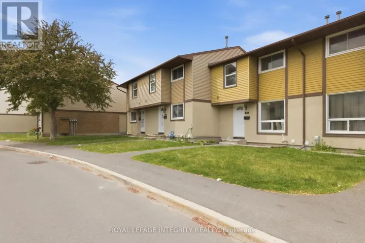 82 - 2570 SOUTHVALE CRESCENT, Ottawa, Ontario K1B5B7