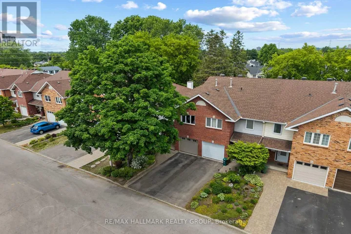 20 ROYAL OAK COURT, Ottawa, Ontario K1T3N9