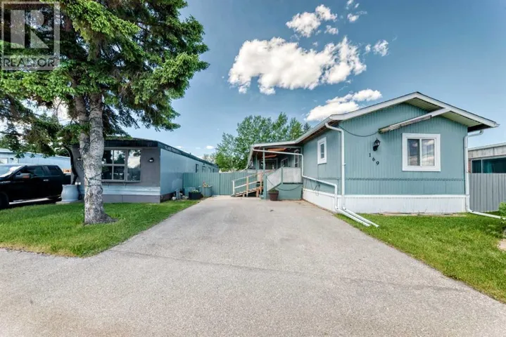169, 6724 17 Avenue SE, Calgary, Alberta T2A0W5