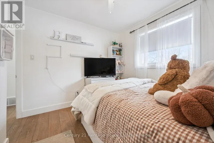 780