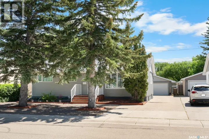 621 20TH AVENUE E, Regina, Saskatchewan S4N1J9