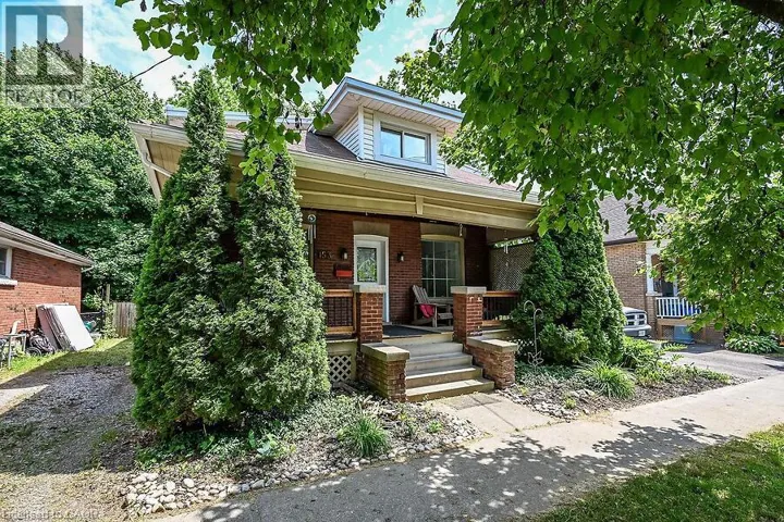 153 EAGLE Avenue, Brantford, Ontario N3S1Z7