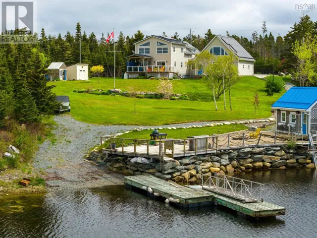2270 Ostrea Lake Rd. Road, Ostrea Lake, Nova Scotia B0J2L0