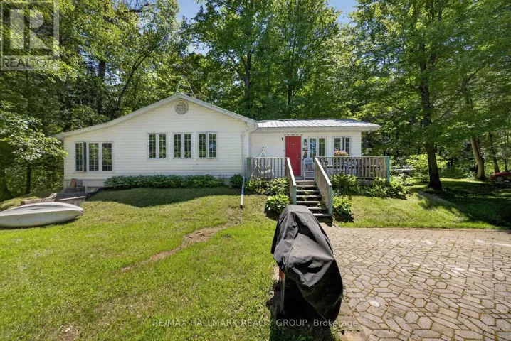 2432 BATHURST 2ND CONCESSION, Tay Valley, Ontario K7H3C9