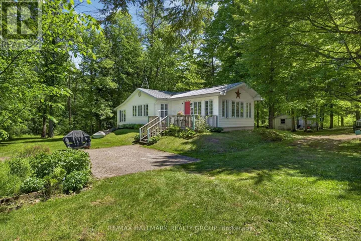 2432 BATHURST 2ND CONCESSION, Tay Valley, Ontario K7H3C9