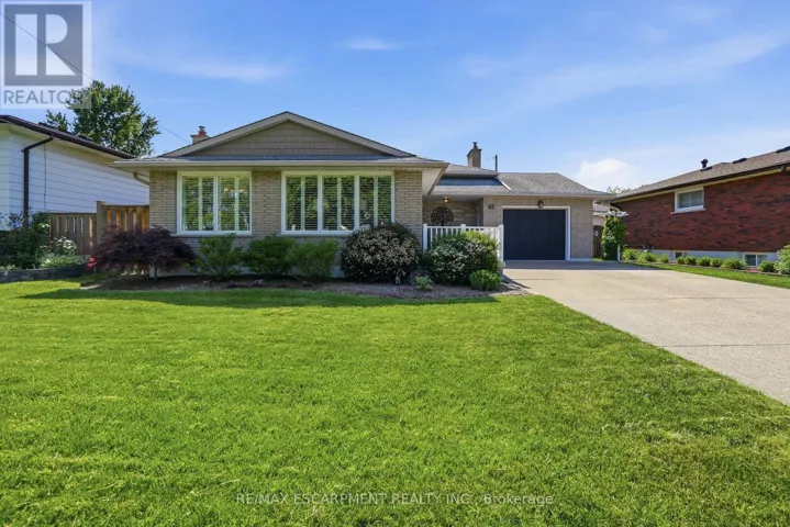 92 WATT AVENUE, Welland (Lincoln/Crowland), Ontario L3B1J4
