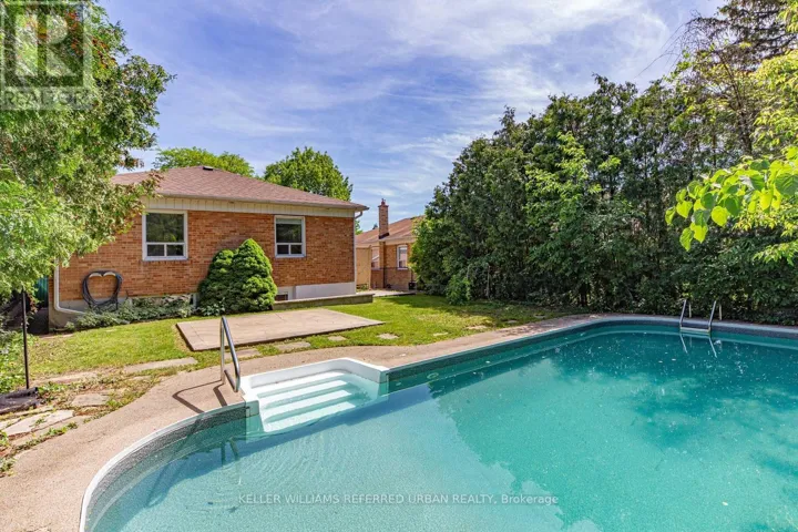 202 PARK HOME AVENUE, Toronto (Willowdale West), Ontario M2R1A2