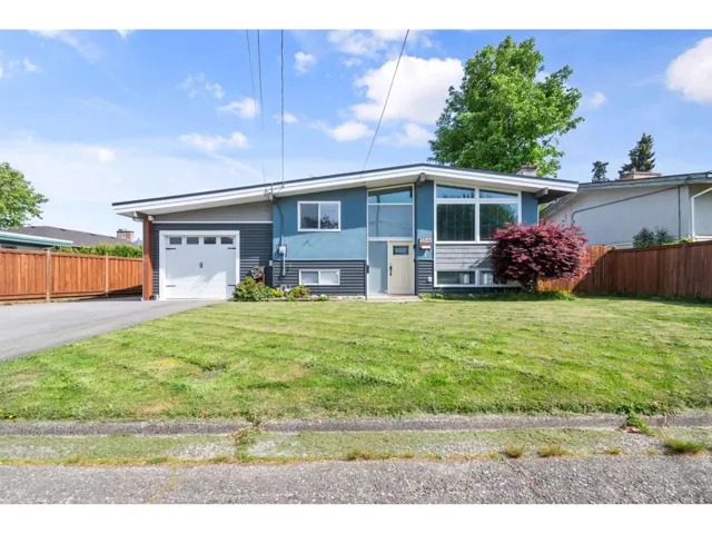 46155 LARCH AVENUE, Chilliwack Proper South, Chilliwack, British Columbia V2P1E7