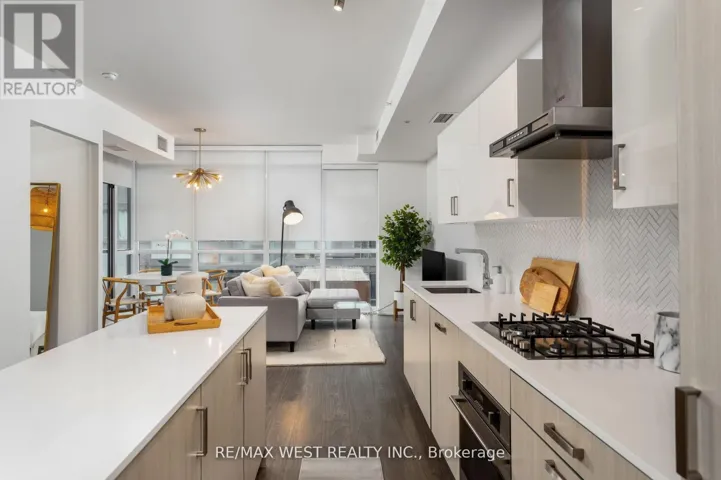 603 - 36 HOWARD PARK AVENUE, Toronto (Roncesvalles), Ontario M6R0A5