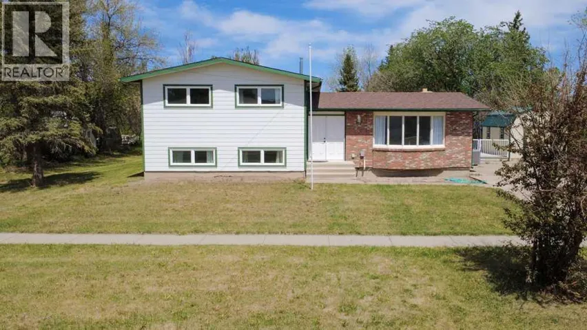 67 E 200 S, Raymond, Alberta T0K2S0