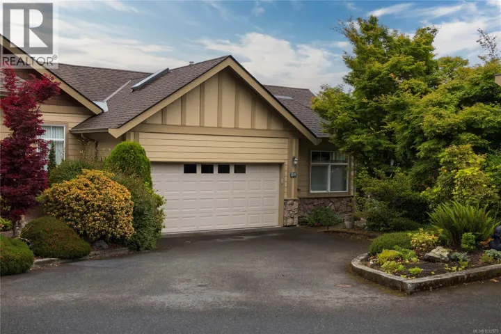 15 3281 Maplewood Rd, Saanich, British Columbia V8P3M4