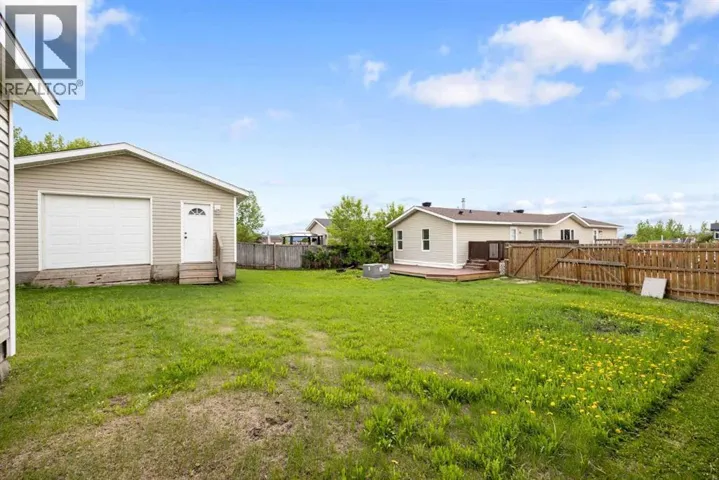 132 Greentree Crescent, Fort McMurray, Alberta T9H3Y2