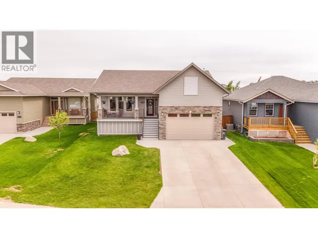 11015 114 AVENUE, Fort St. John, British Columbia V1J0N4