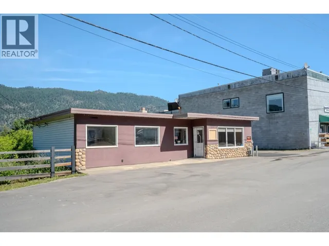 722 1st Avenue, Chase, British Columbia V0E1M0
