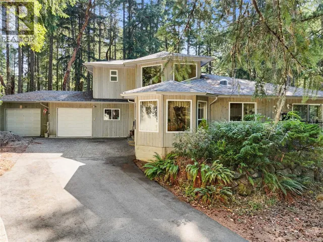 661 Millstream Lake Rd, Highlands, British Columbia V9B6E9