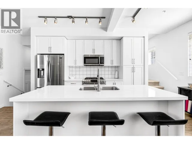 7 11272 240 STREET, Maple Ridge, British Columbia V2W0J8